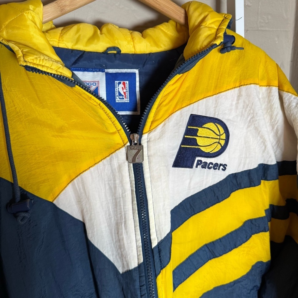 Vintage 90's Logo 7  Indiana Pacers Full Zip Puffer Jacket Size L NBA Reggie - Picture 2 of 11